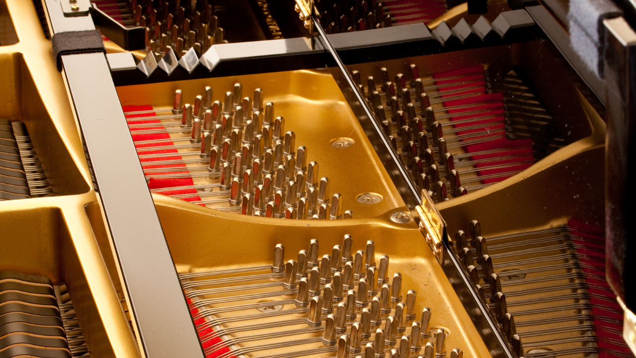 ピアノ内部